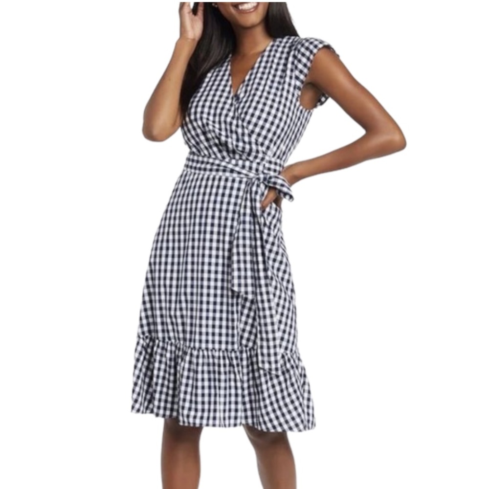 Draper James Gingham Wrap Dress in size 4